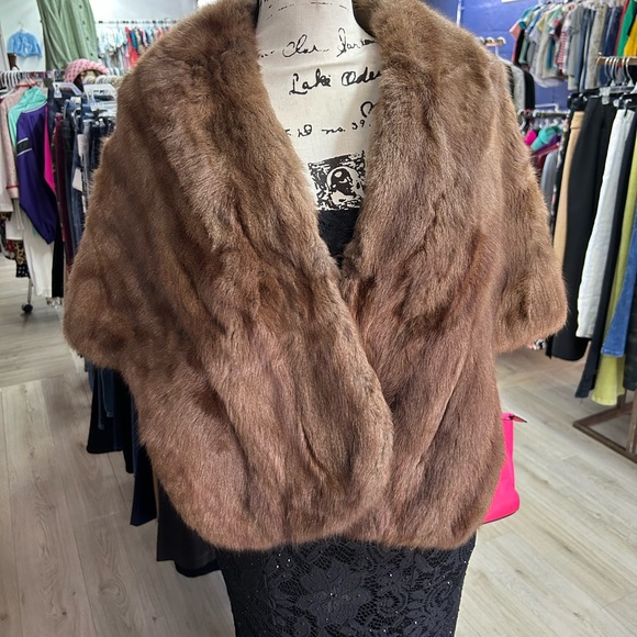 Mink stole - Picture 2 of 4